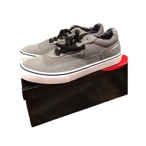 NIB Airwalk Kickflip CW06510M Mens Gray Suede Skate Inspired Sneakers Shoes 10.5